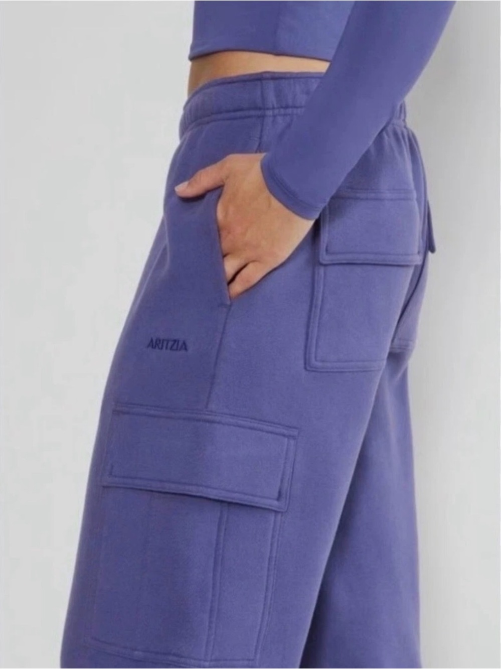 Aritzia Mega Fit Cargo Sweatfleece XS